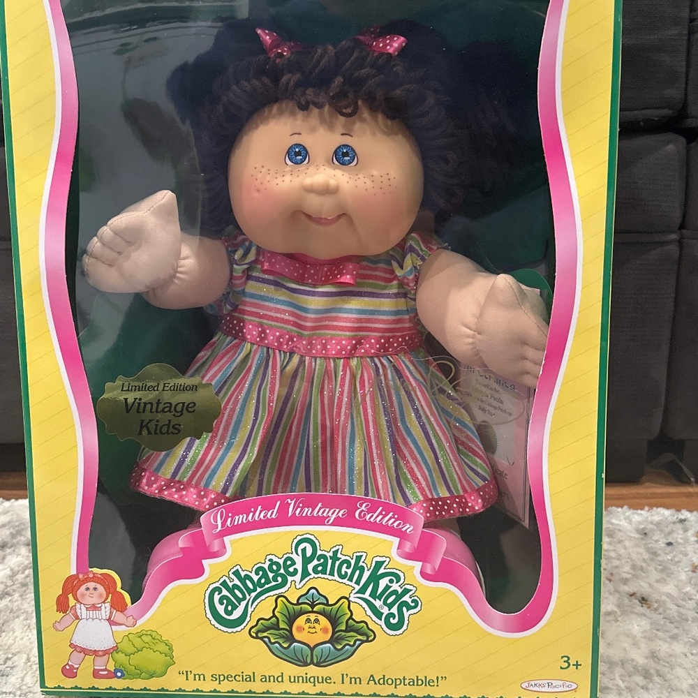 Limited Edition Cabbage Patch Kids Vintage Doll - Never Opened - Mint Condition!